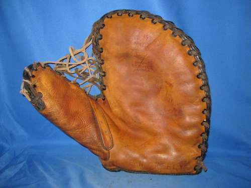 Earl Sheely Victor 650 Basemitt Front